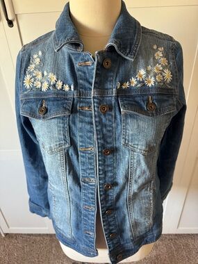 Blue Embroidered Daisy Denim Jacket - Women's Jean Jacket